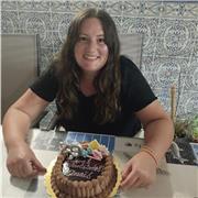 Profesora de infantil, con master en atención temprana y con experiencia dando clases particulares en primaria y etc.