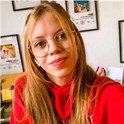 Sprachbegeisterter Englischunterricht mit Zora