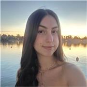 Graduada en Bachillerato Científico Tecnológico y cursando el Grado en Ingeniería Aeroespacial