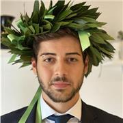 Laureato in biologia e in biologia molecolare e dell'evoluzione con 110 e lode, impartisco lezioni di matematica, fisica, chimica e biologia