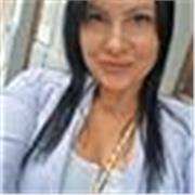 Naci en suecia y es ml idioma nativa ademas hablo ingles, rumano y noruego perfecto