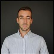 Maestro de Primaria con experiencia docente. Mi método es dinámico y participativo y se enfoca a todas las asignaturas de primaria