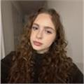 I am Kardelen, a native Turkish individual who grew up in Australia who knows a native level of English. 