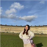 I give online lessons targeting non-native speakers.