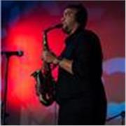 Cours de solfège et de saxophone, tous niveaux.