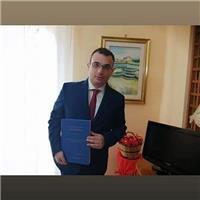 Buona sera. sono un giovane docente di italiano e storia.
sono pienamente disponibile a svolgere delle lezioni private a ragazzi di scuole elementari, medie e superiori nelle materie di mia competenza nella zona di acireale e dintorni.
chiaramente il pr