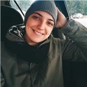 Offro lezioni private a bambini e ragazzi supportandoli nel loro percorso scolastico e adattandomi alle loro esigenze.