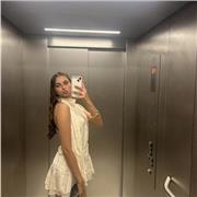 Soutien scolaire sur-mesure par une étudiante motivée.