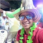 El profesor de danza imparte clases para todas las edades