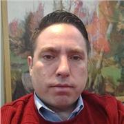 Tutor nativo ofrece apoyo en español conversacional práctico