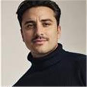 Profesor de chino mandarín en Bilbao, especializado en alumnos principiantes. Ofrezco clases dinámicas y prácticas.