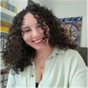 Professora de Artes Visuais/História da Arte com experiência online e presencial para crianças e adultos