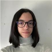 Profesora de apoyo especializada en asignaturas de ciencias desde primaria hasta la ESO. Presencial o online