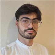 Profesor titulado en Fisioterapia imparte clases de apoyo al estudio en materias relacionadas: biología, anatomía, fisiología...