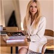 Psycholog prowadzący lekcje online z podstaw psychologii