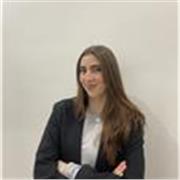 Graduada en Comunicación, busco oportunidades como monitora en colegios para poder compaginar con mis estudios