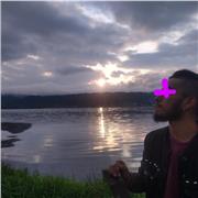 Profesor de filosofía y letras con énfasis en pensamiento crítico