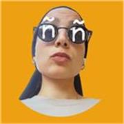 Profesora de español con siete años de experiencia, ayudando al desarrollo lingüístico tanto a nivel personal como profesional