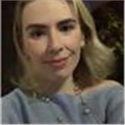 Professora on-line de inglês para crianças e adultos