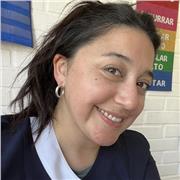 Profesora de Educación Básica con mención en Lenguaje y Comunicación y Primer Ciclo