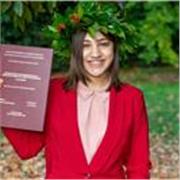 Laureata in triennale alla Facoltà di Lingue e Letterature straniere offre ripetizioni di tedesco fino a livello B2