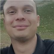 Profesor de matemáticas, con interés en ayudar y enseñar, a todo estudiante que lo necesite, tanto adultos como niños