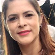 Professora de ciências e biologia com formação em pedagogia