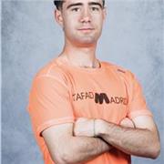 Entrenador personal apto para todo tipo de edades con experiencia trabajando en gimnasio y en clases grupales con la tercera edad