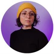 Fotografa professionista laureata all'Accademia di Belle Arti di Roma in fotografia e Video