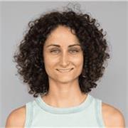 Profesora con experiencia de 10 años en Pilates y la conciencia corporal para todas las edades. 
Con habilidades socioeducativas. 