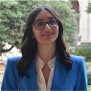 Professoressa di inglese, laureata in  Lingue e Letterature Comparate  offro lezioni private e ripetizioni