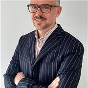 Formador tanto presencial como online a particulares como a empresas