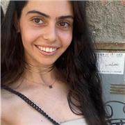 Hola! Soy graduada en Trabajo Social y me gustaría dar clases de español para gente que viene de fuera, todas las edades. También puedo dar clases de repaso de inglés a niños/as