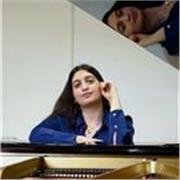 Insegnante laureata in conservatorio a Milano e Provincia