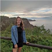 Profesora en euskera imparte clases de refuerzo para todas las edades