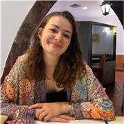 Insegnante laureata in Lingue e Letterature Straniere offre lezioni di portoghese (europeo e brasiliano)