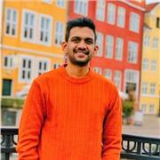 Working professional passionate to teach kids