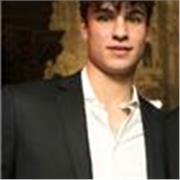 Dottore in scienze giuridiche e economia, offro lezioni di italiano per tutti i livelli anche per stranieri