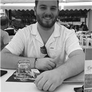 Aktuell Schüler im BKFH, besitze das Sprachzertifikat B2