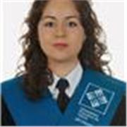 Graduada en Biomedicina, puedo dar clases de apoyo escolar tanto de ESO como Bachillerato, desde Lengua a Biología, y más específicas de mi rama si es a nivel universitario (Genética, Inmunología, Bioquímica, ...)