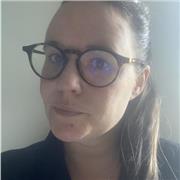 Diplômée de deux Masters et avec dix ans d’expérience professionnelle, je donne des cours d’Anglais, de français, d’espagnol etc