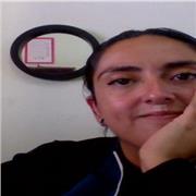 Profesora de apoyo en el área de Lenguaje y Comunicación, específicamente en comprensión y fluidez lectora