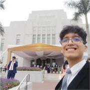 Profesor de Ingles da clases a niños de cualquier edad