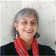 ¿Buscas mejorar tu voz, hablar con seguridad y despertar tu pensamiento crítico? Ofrezco clases para conectar cuerpo-voz-ideas