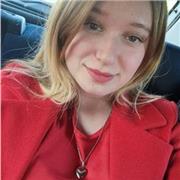 📚 Ehi, non vuoi più fare i compiti da solo?
Io sono Helen e ti do una mano!
Insieme i compiti diventano più facili, veloci