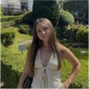 He sido profesora particular durante un curso de dos alumnas diferentes y de edades diversas, he trabajado de manera autónoma.