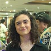 Soy una persona responsable, ordenada, amable y generosa. Puedo impartir clases a practicamente cualquier nivel inferior a bachillerato (incluido).Tengo experiencia ayudando a otros compañeros estudiante