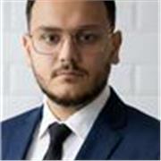 Ciao sono Marco, insegno inglese scolastico, lavorativo e colloquiale