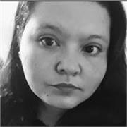 Profesora de ciencias sociales y psicología social, comunicación, filosofía, historia, periodismo, sociología, teorías de la comun