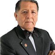 Maestro en Administración de la Educación y estudios concluidos del doctorado en Ciencias de la educación